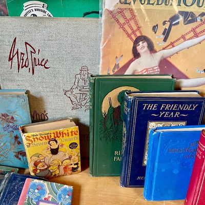 Sale Photo Thumbnail #128: Books 