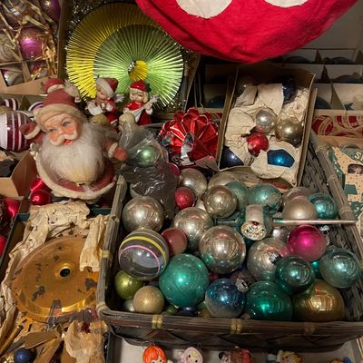 Holiday vintage 