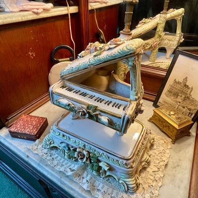Piano lamp 