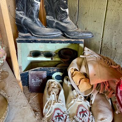 Sale Photo Thumbnail #516: Boots