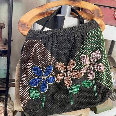 Sale Photo Thumbnail #437: Purses 