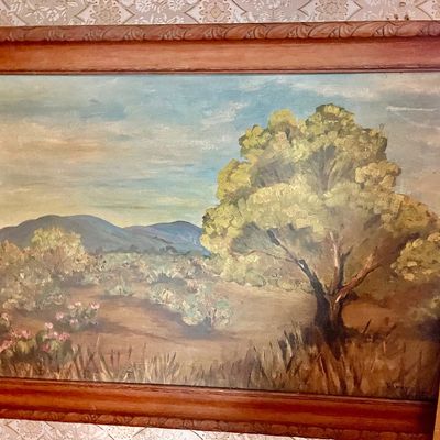 Sale Photo Thumbnail #192: Art 