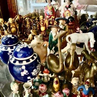 Sale Photo Thumbnail #167: Asian 