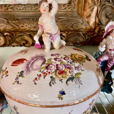 Sale Photo Thumbnail #149: Decor 
