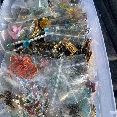 Sale Photo Thumbnail #885
