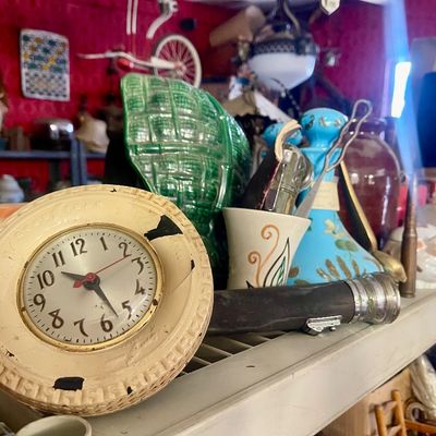 Sale Photo Thumbnail #398: Decor 