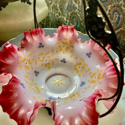 Sale Photo Thumbnail #196: Glassware Fenton 