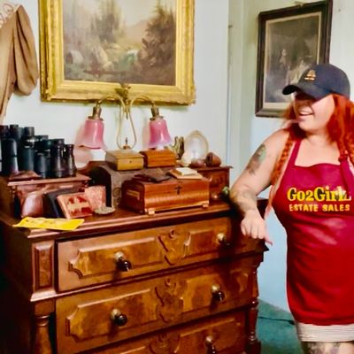 Estate sale photo