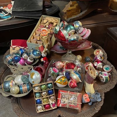 Holiday vintage 