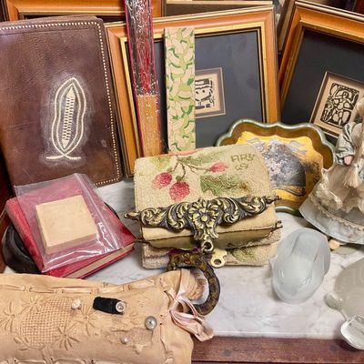 Sale Photo Thumbnail #359: Super vintage 