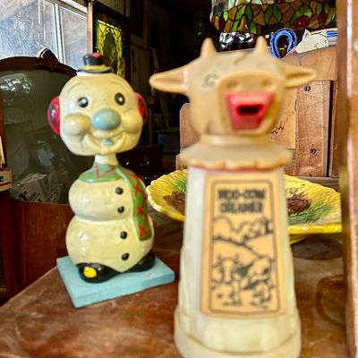 Sale Photo Thumbnail #282: Recognize this ? Wow 
