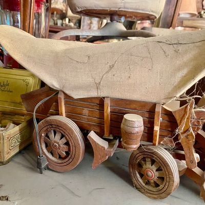 Sale Photo Thumbnail #362: Wagon wheel 