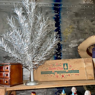 Sale Photo Thumbnail #661: Vintage Holiday tree