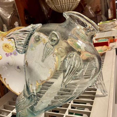 Sale Photo Thumbnail #350: Fish jar 
