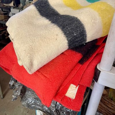 Sale Photo Thumbnail #445: Trader blankets 
