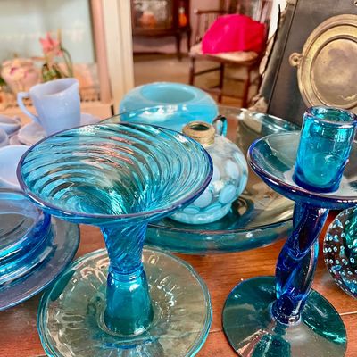Sale Photo Thumbnail #150: Glassware blue 
