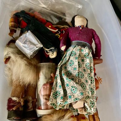 Sale Photo Thumbnail #156: Alaskan dolls 
