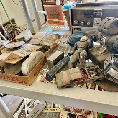 Sale Photo Thumbnail #452: Decor 