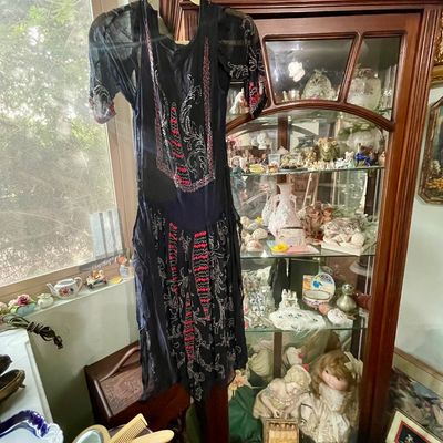 Sale Photo Thumbnail #565: Beaded dress