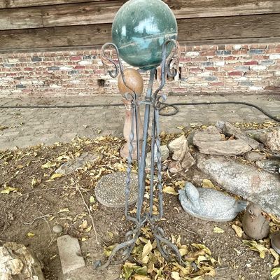Sale Photo Thumbnail #573: Yard