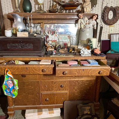 Sale Photo Thumbnail #827
