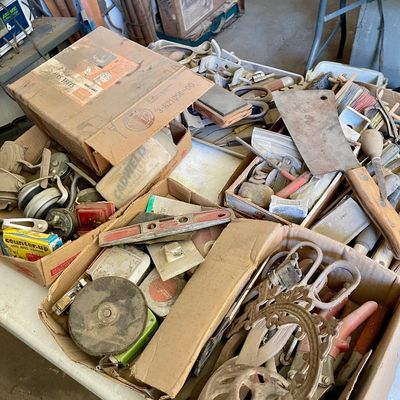 Sale Photo Thumbnail #457: Tools 