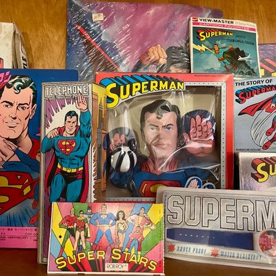 Sale Photo Thumbnail #371: Vintage toys 