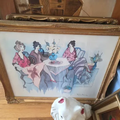 Estate sale photo