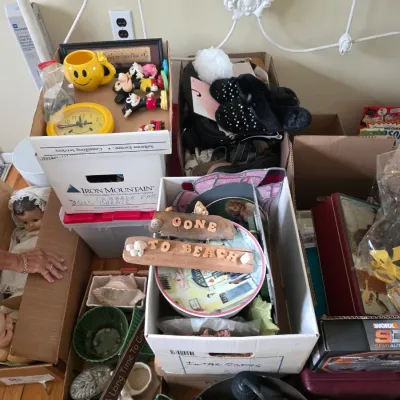 Estate sale photo