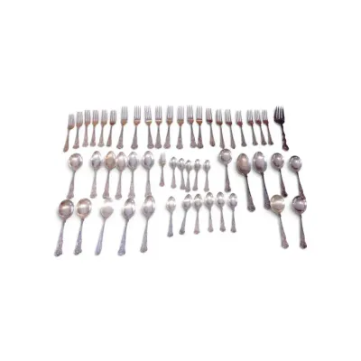 TJ210 Vintage EPNS Silver Plate Flatware Set Ornate Floral Scroll Pattern Cutlery