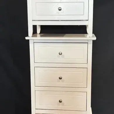 Three Little Pigs' Moving Sale!