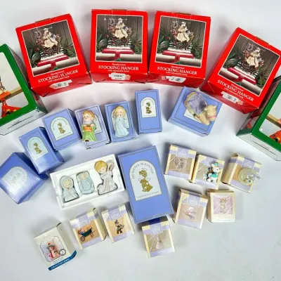 Christmas Ornament & Stocking Holder Lot