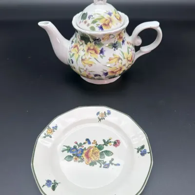 Floral Porcelain Teapot & Dessert Plate Set