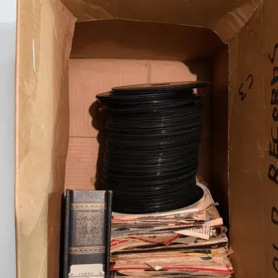 Mystery Lot of Vintage 78 RPM Records in Storage Album and Sleeves