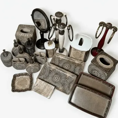 Bathroom Accessory Set Lot