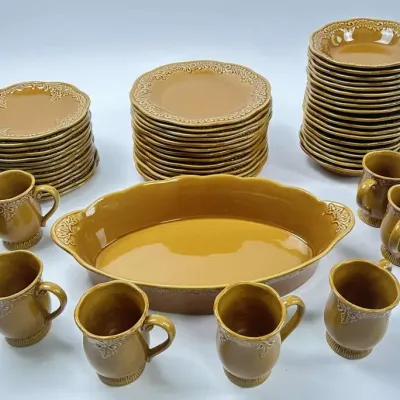 Canonsburg Pottery Regency Harvest Gold Dinnerware Set