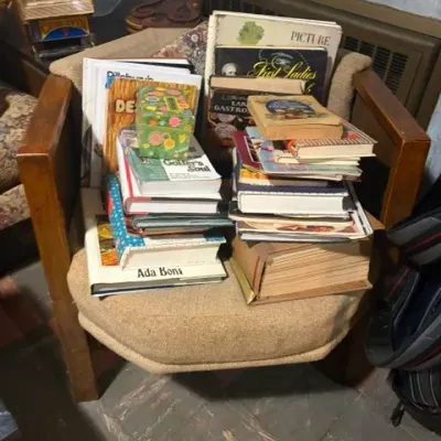 Estate sale photo