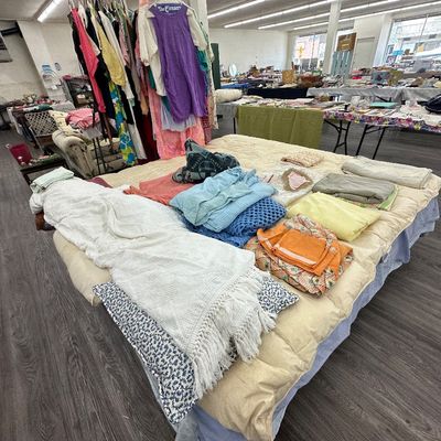 Sale Photo Thumbnail #116