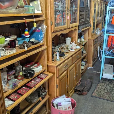 Sale Photo Thumbnail #360