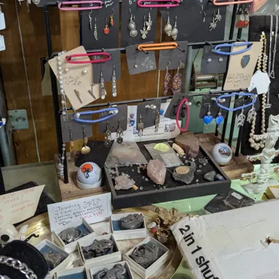 Sale Photo Thumbnail #186
