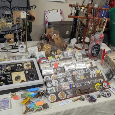 Sale Photo Thumbnail #356