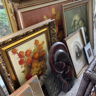 Estate sale photo