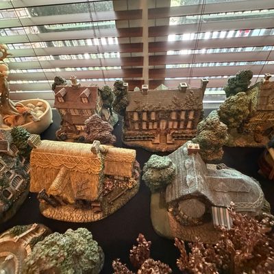 Sale Photo Thumbnail #306