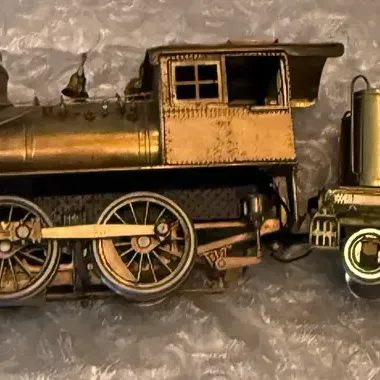 Vintage Brass HO Scale Steam Locomotive & Coal Tender – Detailed Unpainted Model Train
