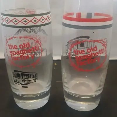 Set of 2 Vintage The Old Spaghetti Factory Restaurant Promo Drinking Glasses Trolley Design