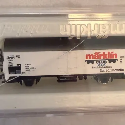 Märklin Mini-Club Z Scale Miller High Life / Märklin Club USA Reefer Car in Case