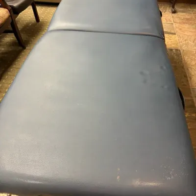 Master Massage Table
