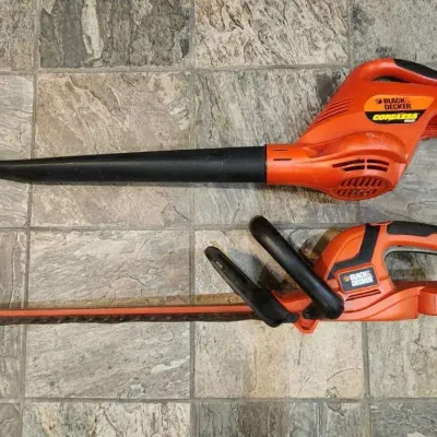 Black And Decker Pair