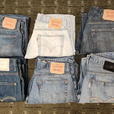 Size 32 Levi's 