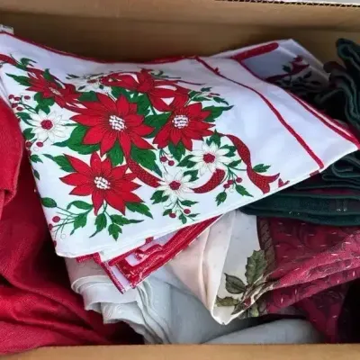 Christmas Linens - Cloth Napkins, Tablecloths, Red, White, Plaid, Poinsetta, Gold Napkin Rings